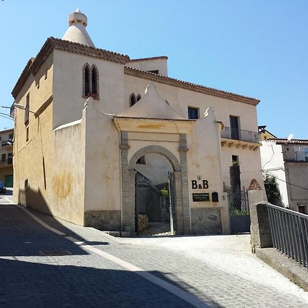 Crosia Palazzo Madeo - Residenza D'Epoca Bed & Breakfast エクステリア 写真