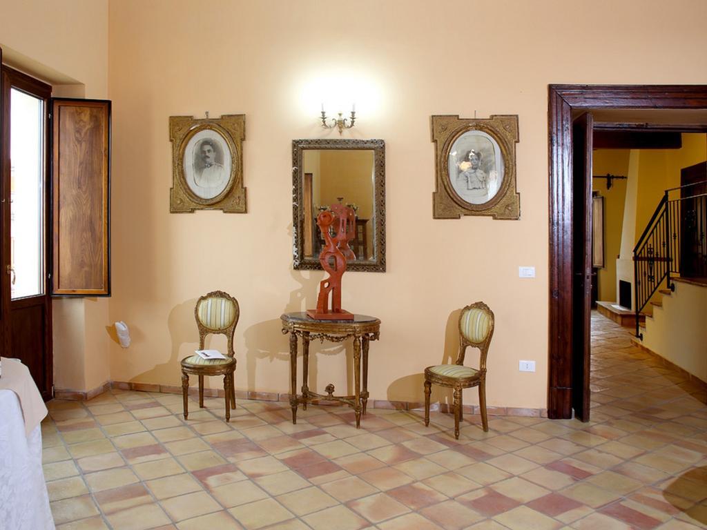 Crosia Palazzo Madeo - Residenza D'Epoca Bed & Breakfast エクステリア 写真