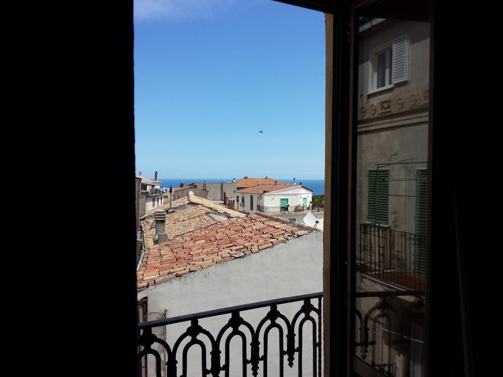 Crosia Palazzo Madeo - Residenza D'Epoca Bed & Breakfast エクステリア 写真