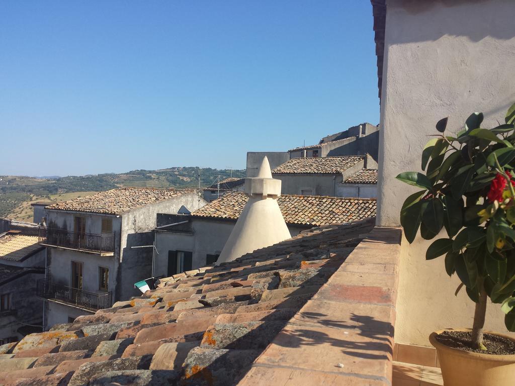 Crosia Palazzo Madeo - Residenza D'Epoca Bed & Breakfast エクステリア 写真