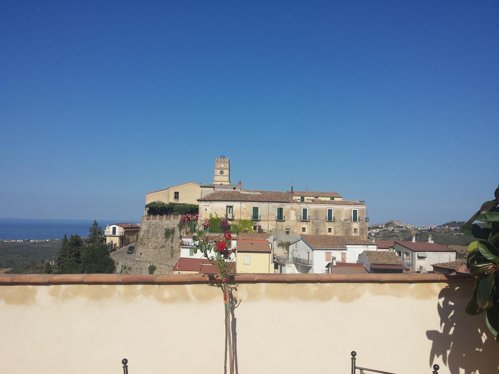 Crosia Palazzo Madeo - Residenza D'Epoca Bed & Breakfast エクステリア 写真