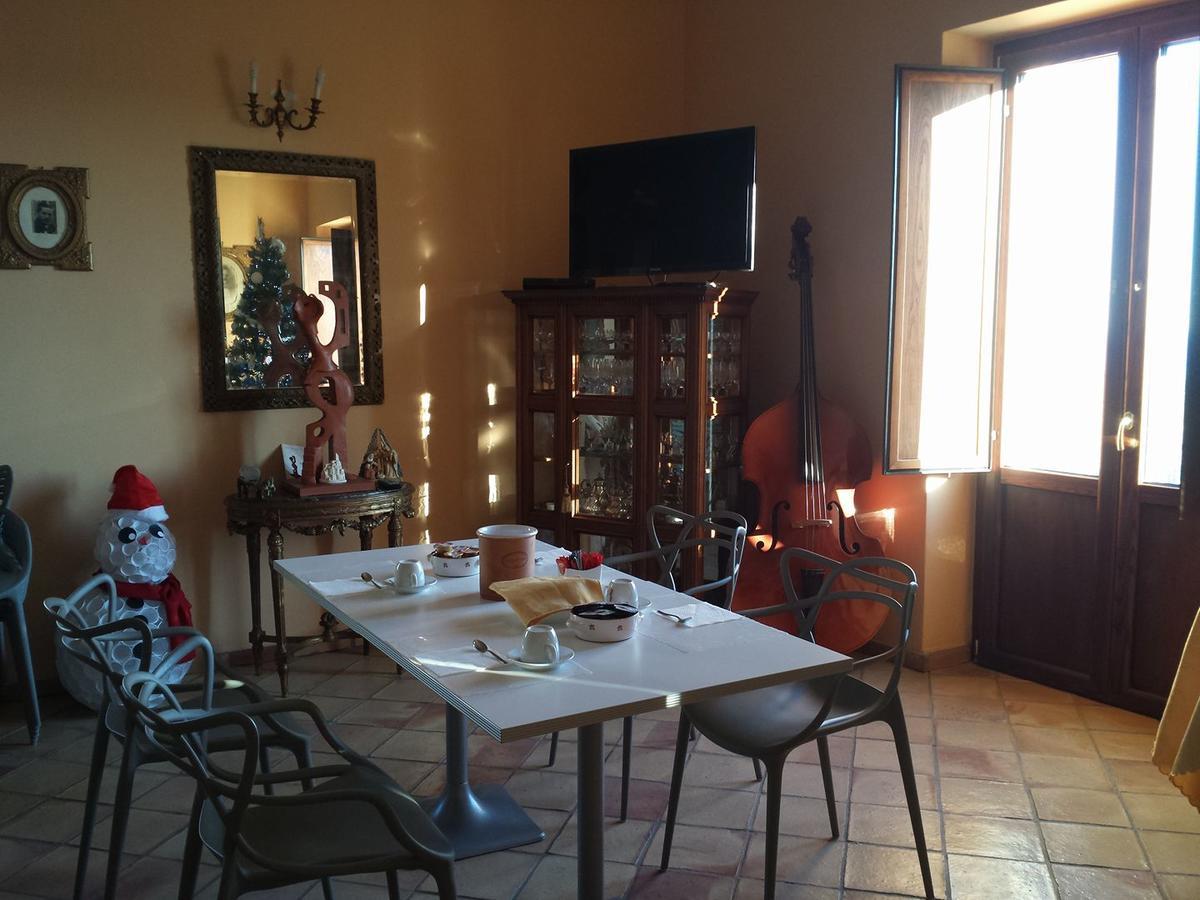 Crosia Palazzo Madeo - Residenza D'Epoca Bed & Breakfast エクステリア 写真